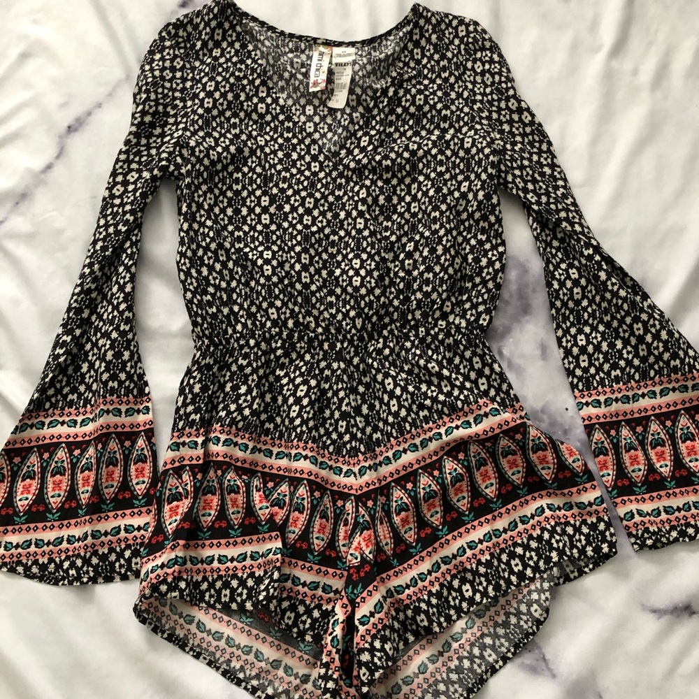 ❤️SOLD❤️Boho romper - Picture 1 of 3